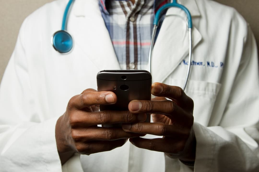 Nueve de cada diez pacientes califican como deficiente el sistema público de salud en México, revela nuevo estudio (imagen adicional)